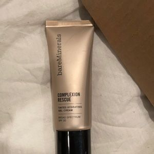 Bare minerals foundation- unused!